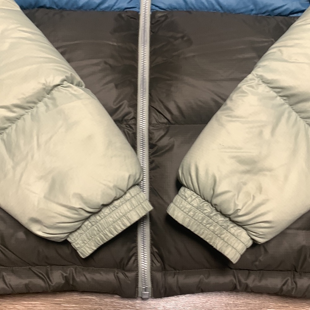 Cotopaxi Puffer Jacket - image 7